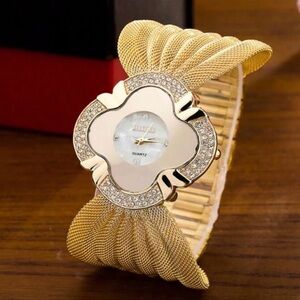 Gold Butterfly Diamond Quartz Watch